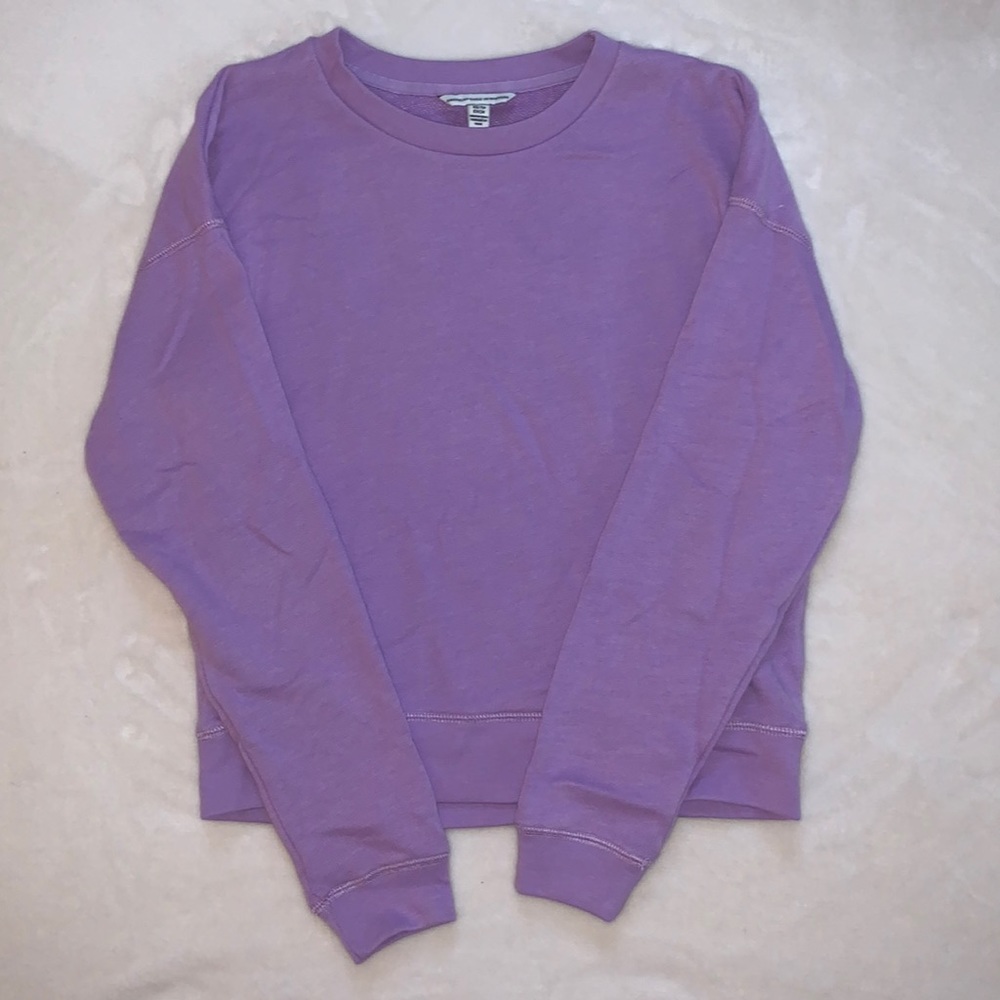 Xs American Eagle lilac crew neck